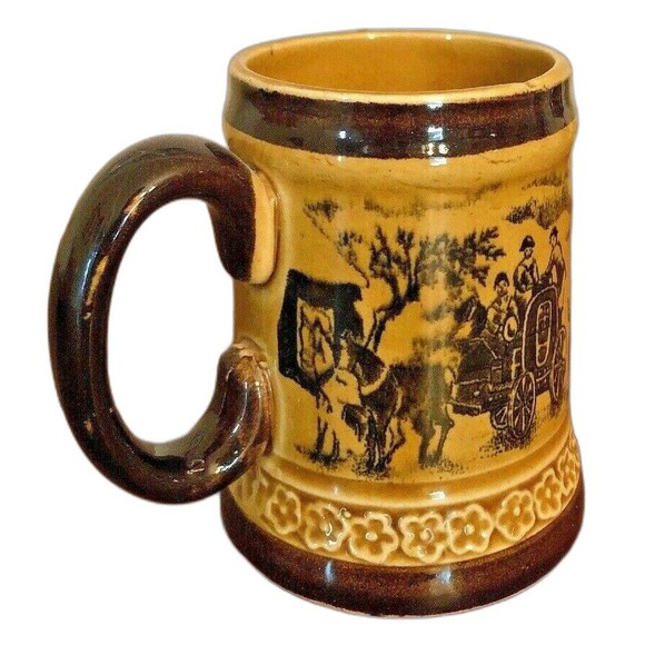 Steins Vintage Japan Victorian Carriage Stagecoach Scene Mugs Relco Set of 2 - Picture 3 of 11